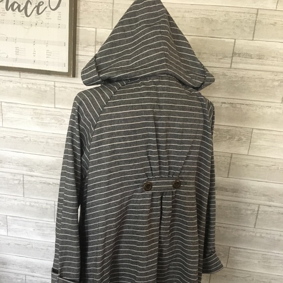 Black & white striped hooded swing zip jacket - Picture 3 of 7